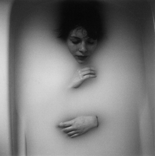 Archillect ID 146883