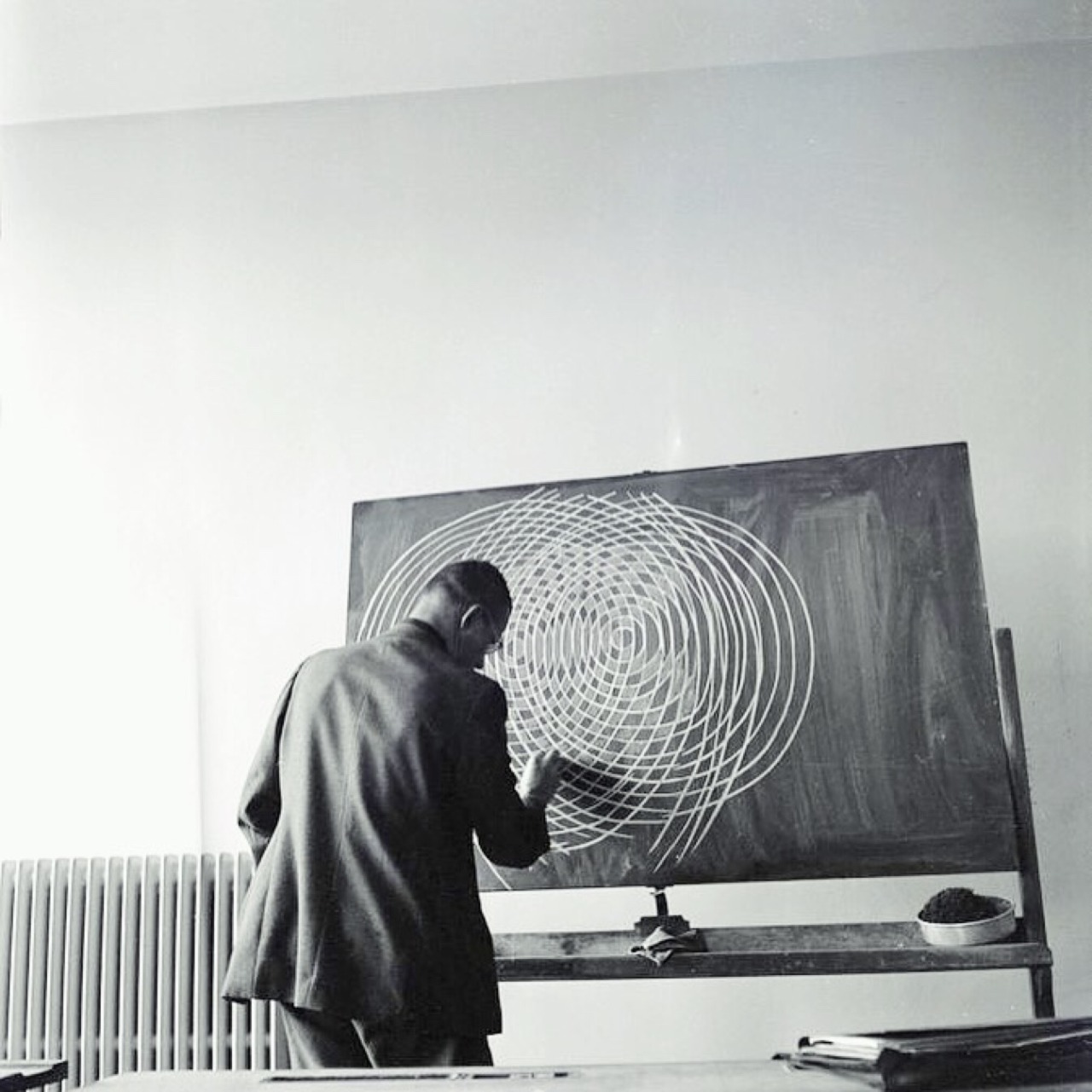 Archillect ID 148183