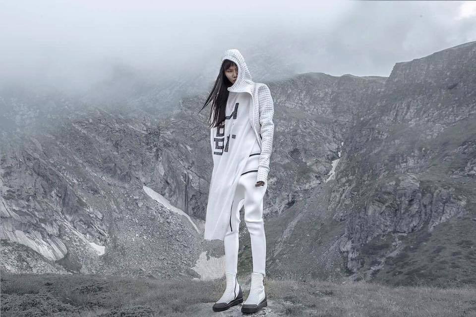 Archillect ID 150037