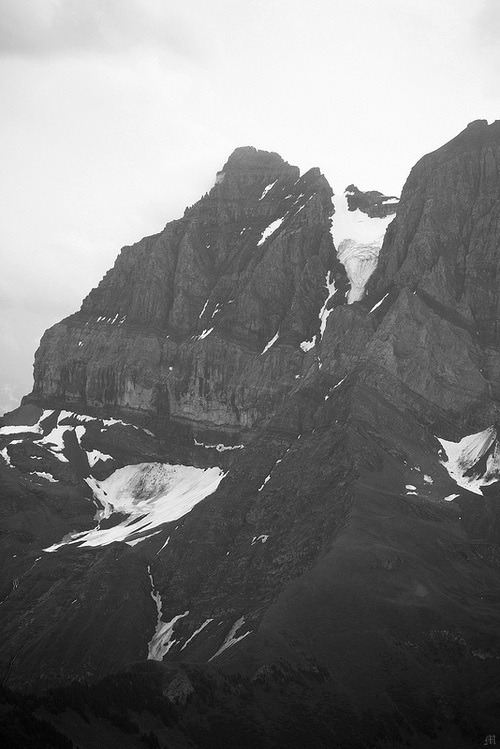 Archillect ID 150891