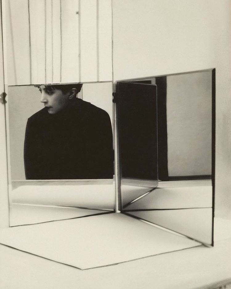 Archillect ID 152502