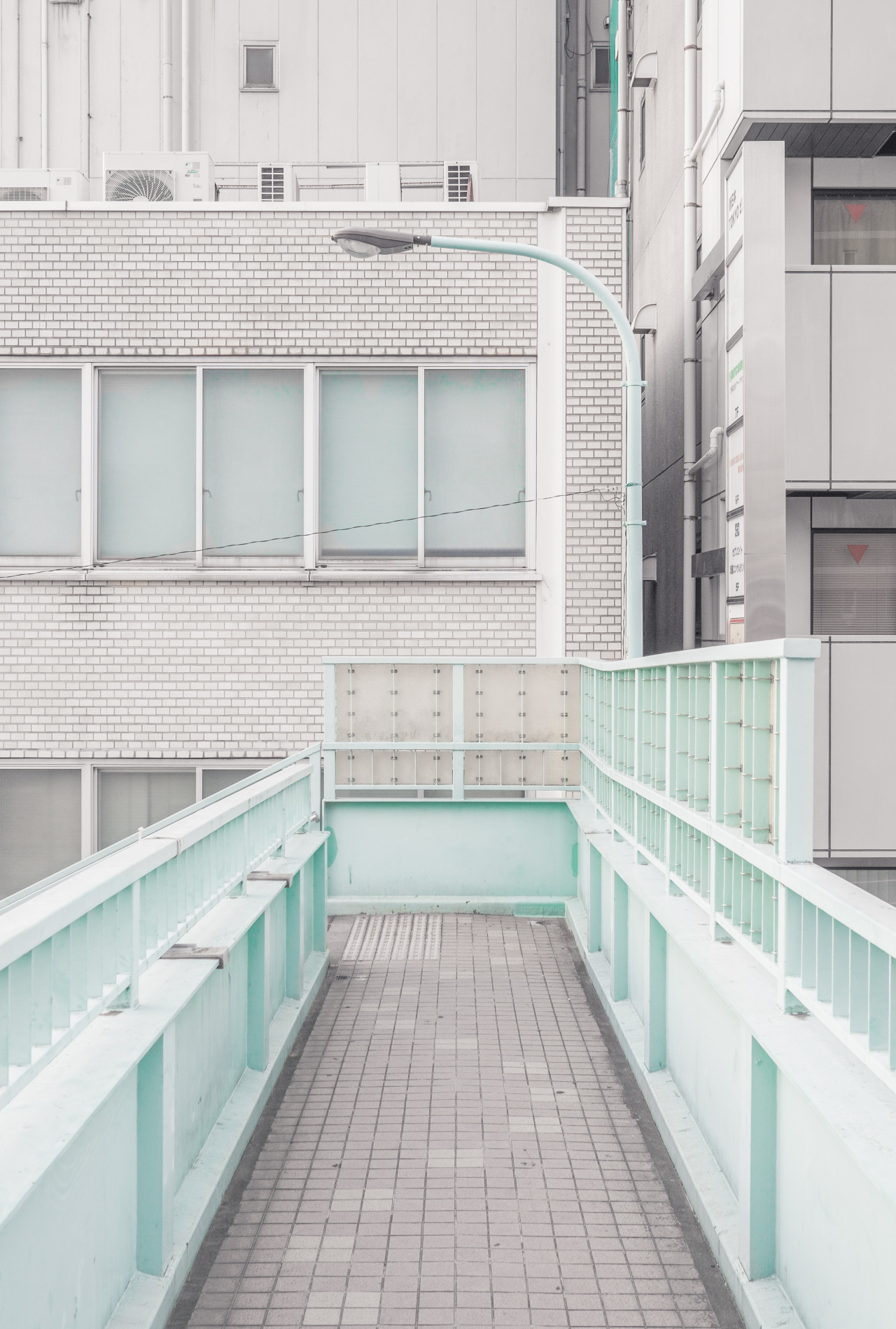 Archillect ID 159375