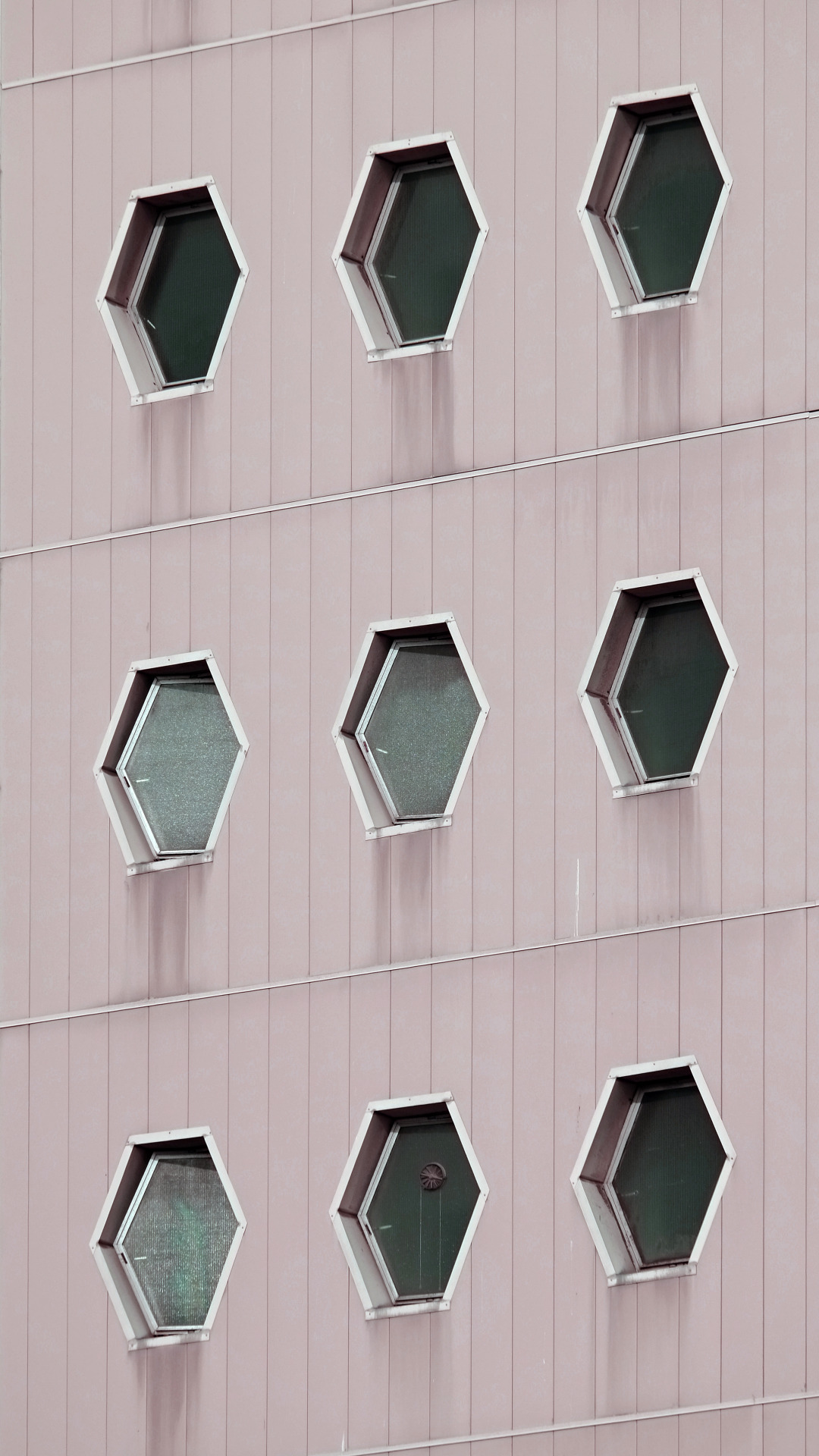 Archillect ID 160464