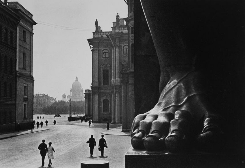 Archillect ID 160729