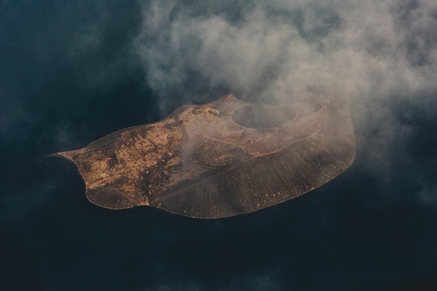 Archillect ID 160935