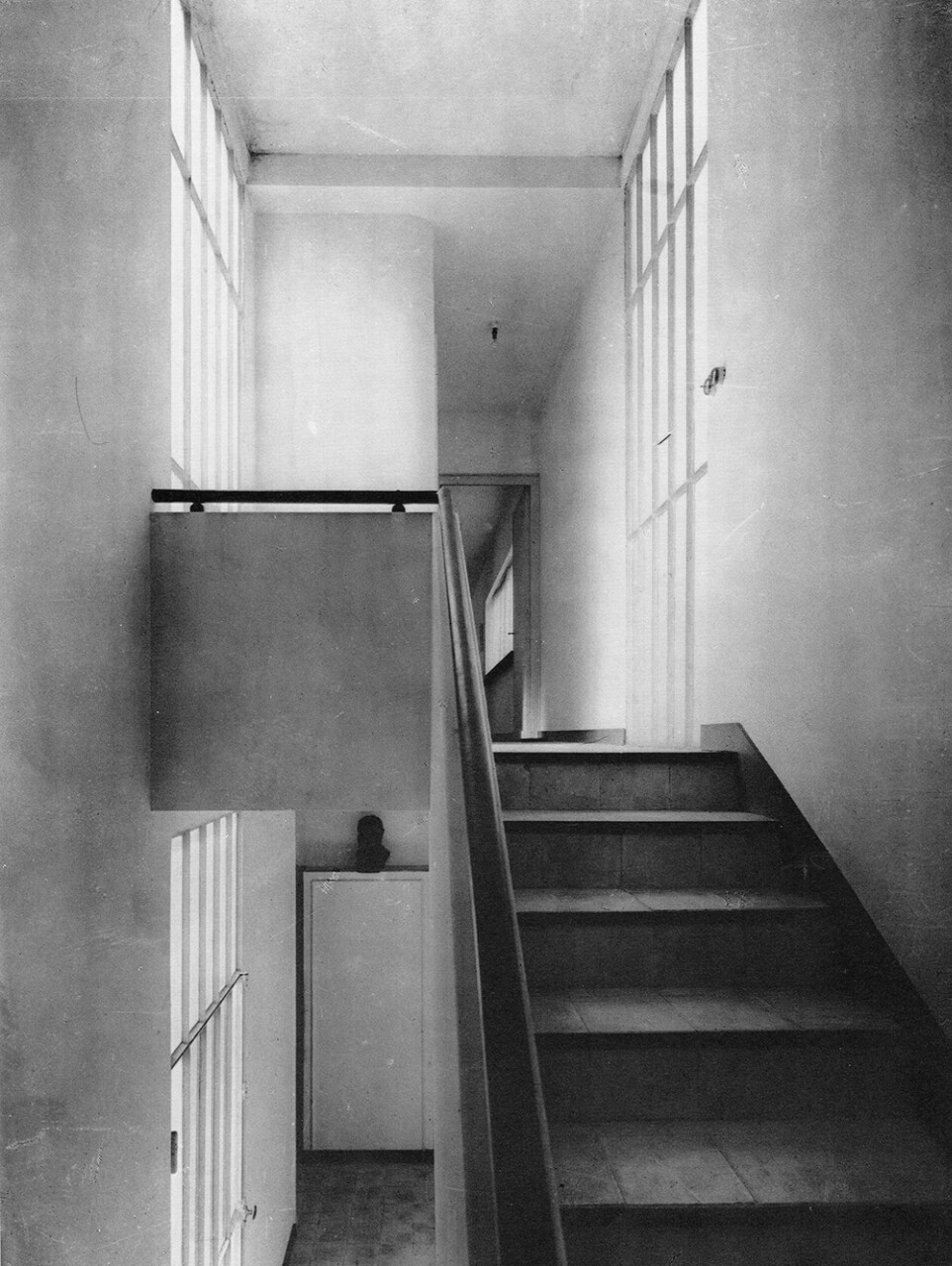 Archillect ID 163368
