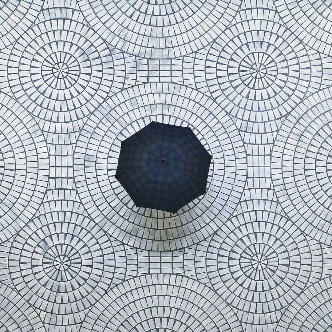 Archillect ID 164812