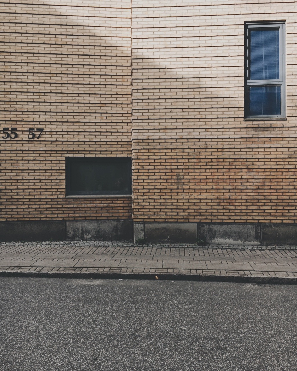 Archillect ID 165130
