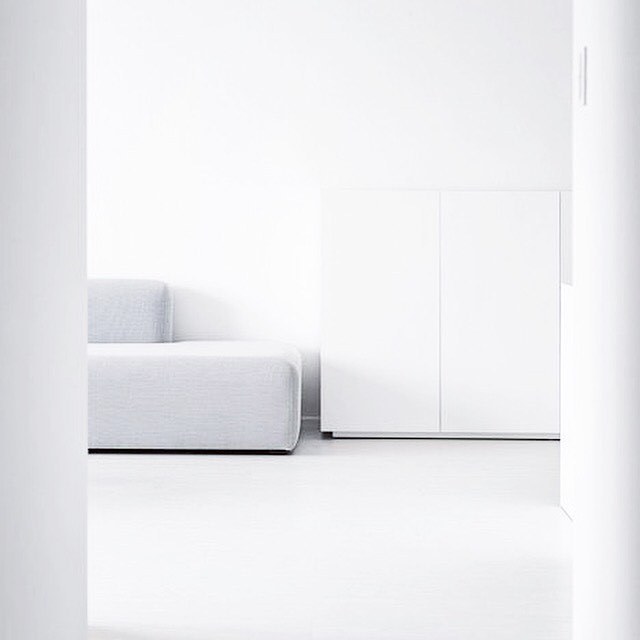 Archillect ID 165192
