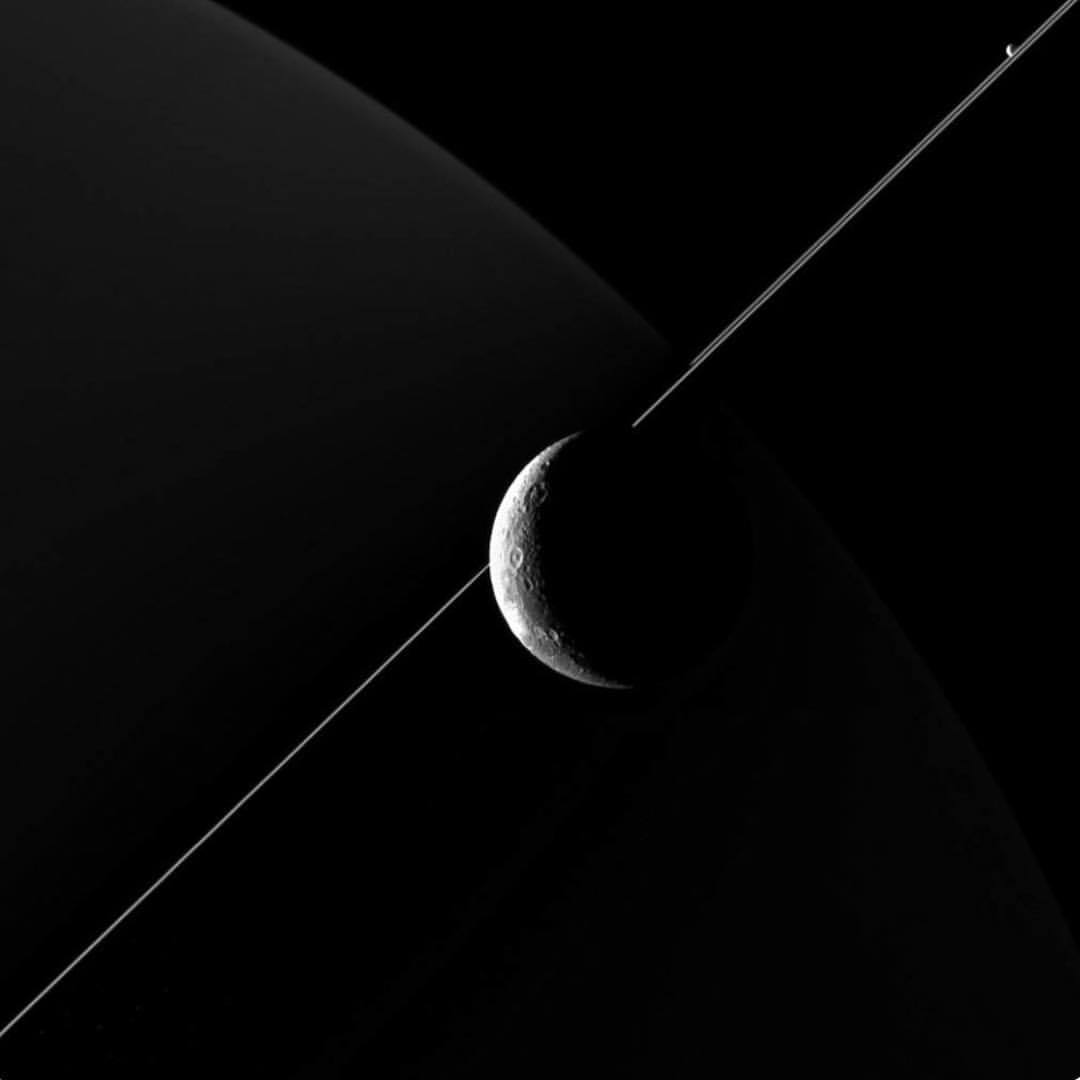 Archillect ID 165795