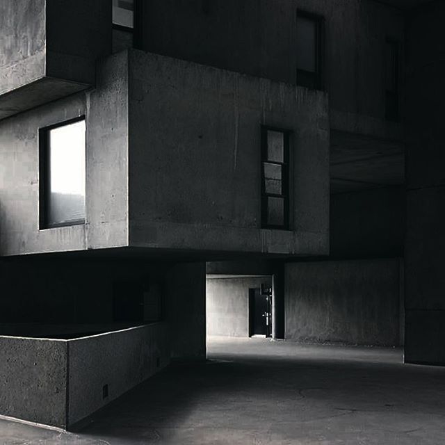 Archillect ID 167653
