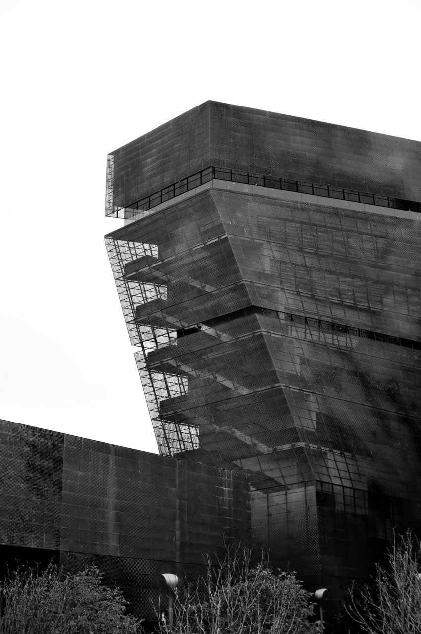 Archillect ID 167986