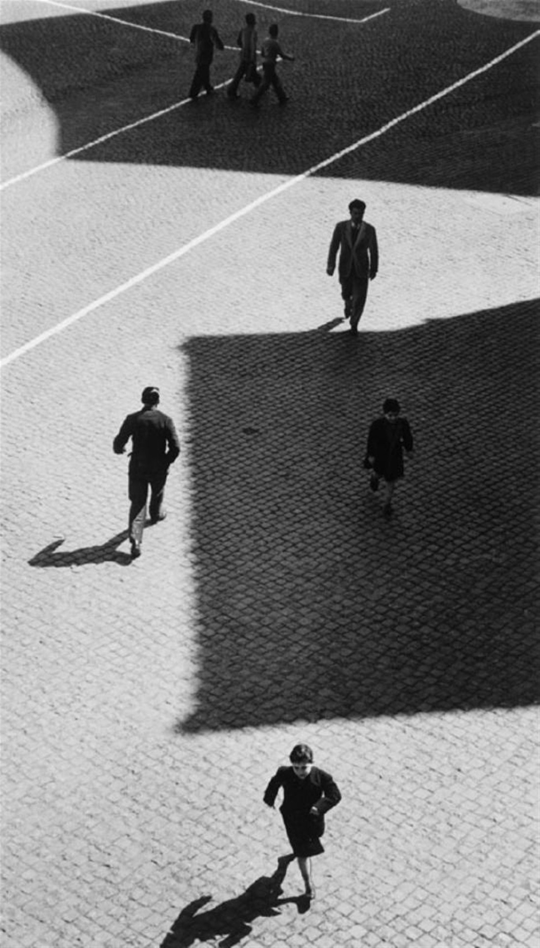 Archillect ID 168165
