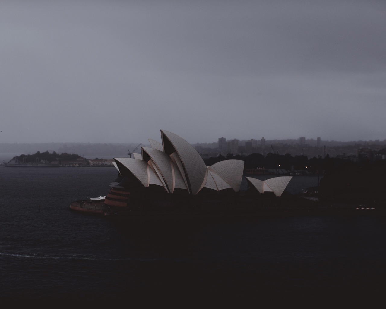 Archillect ID 168387