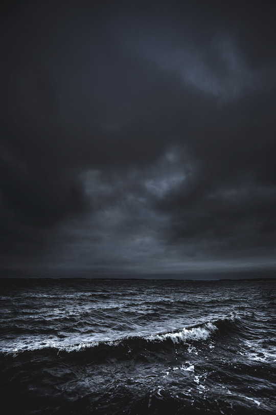 Archillect ID 168580