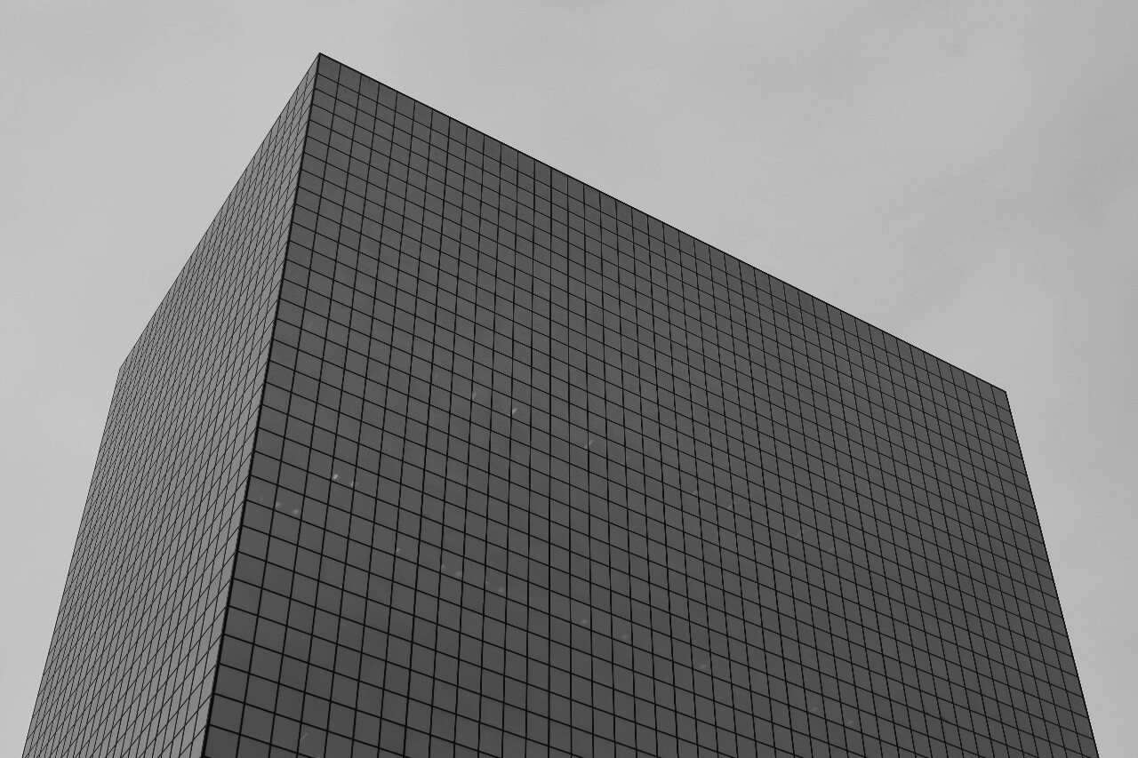 Archillect ID 169383