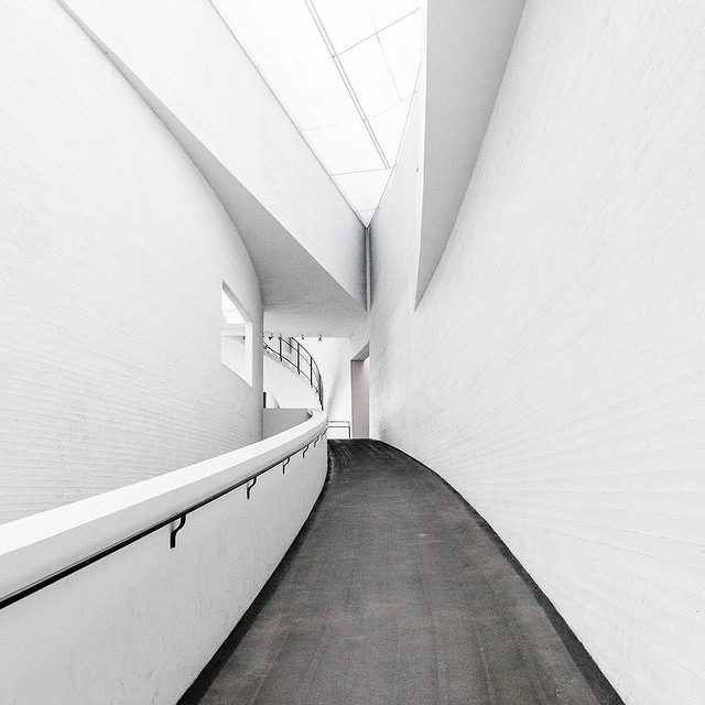 Archillect ID 169804