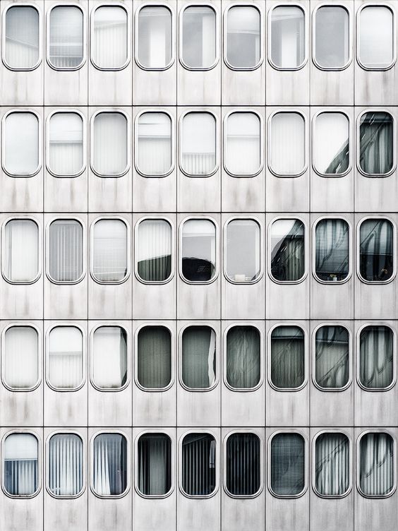 Archillect ID 171394