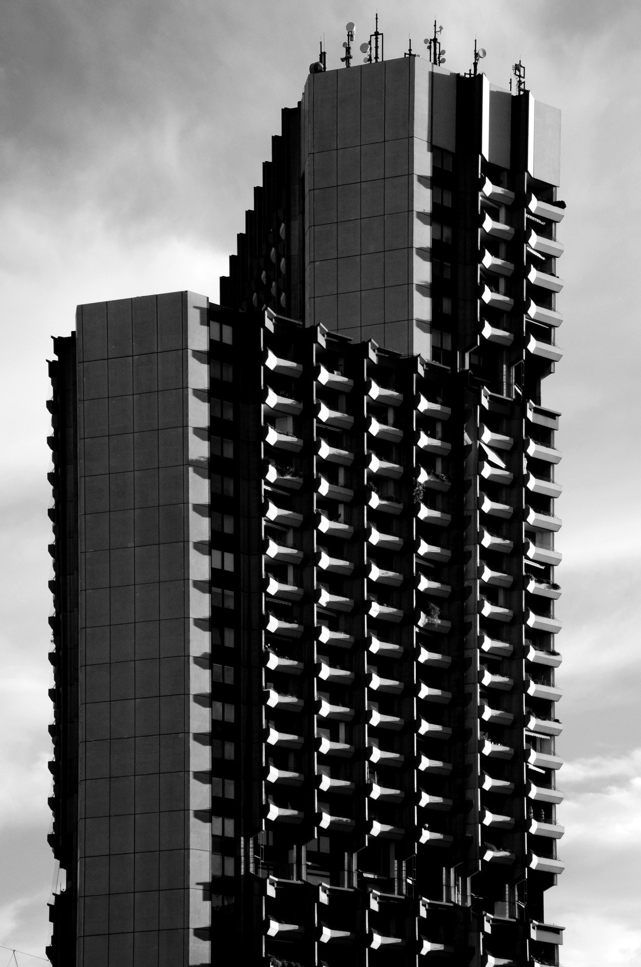 Archillect ID 171655