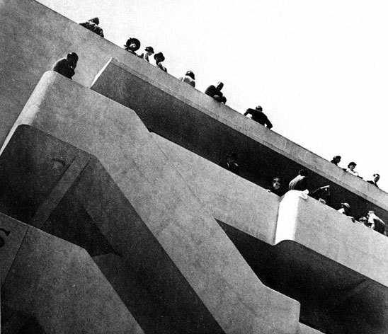 Archillect ID 175244