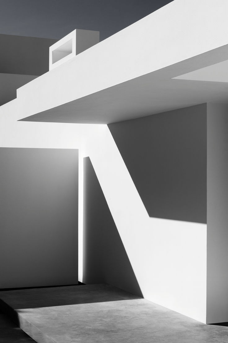 Archillect ID 175793