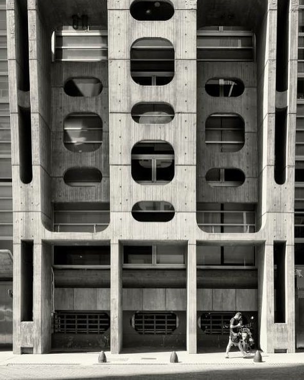 Archillect ID 175991