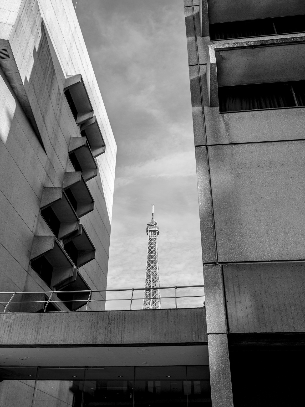 Archillect ID 176304
