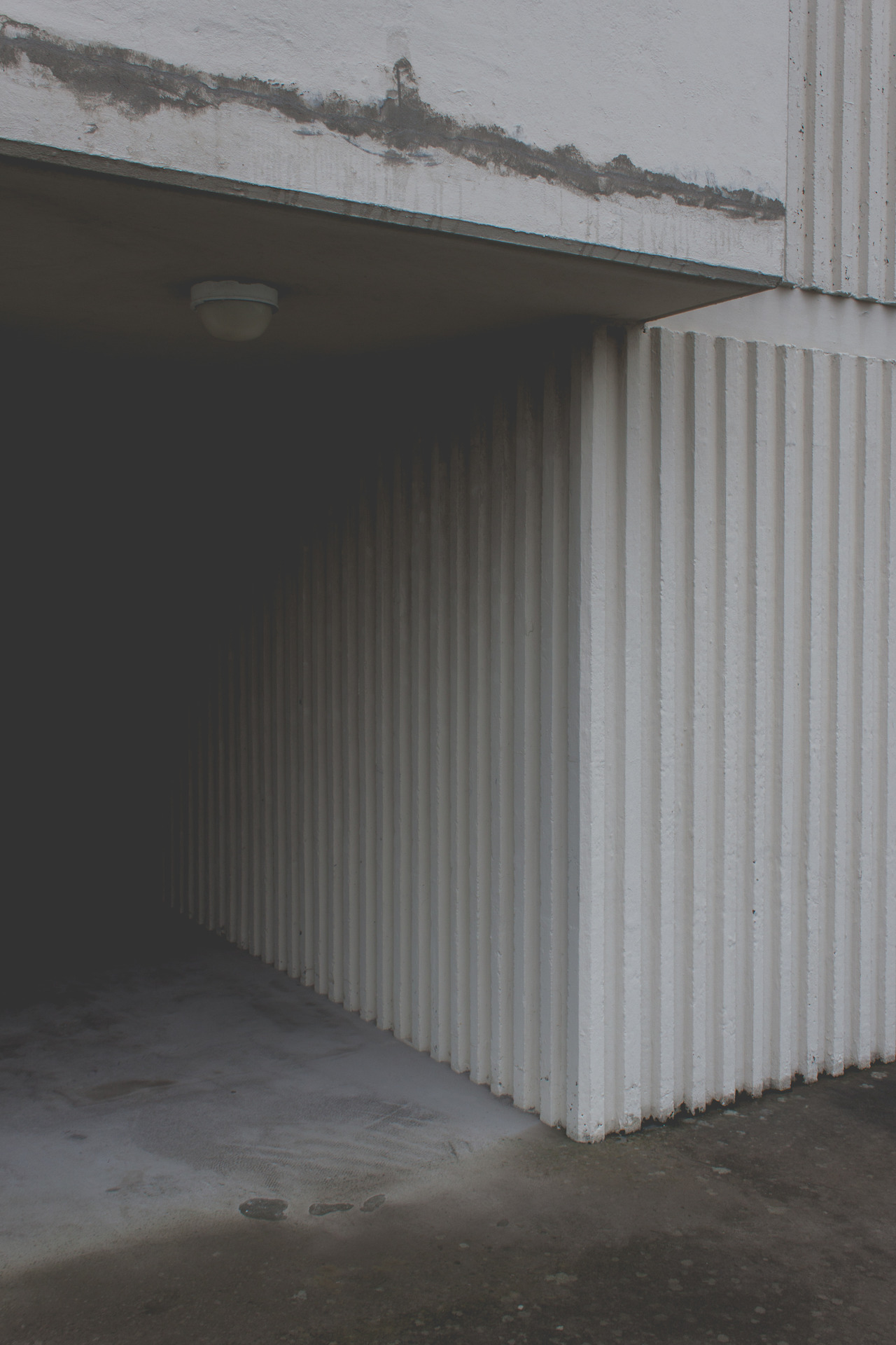 Archillect ID 176307