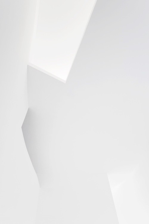 Archillect ID 176322