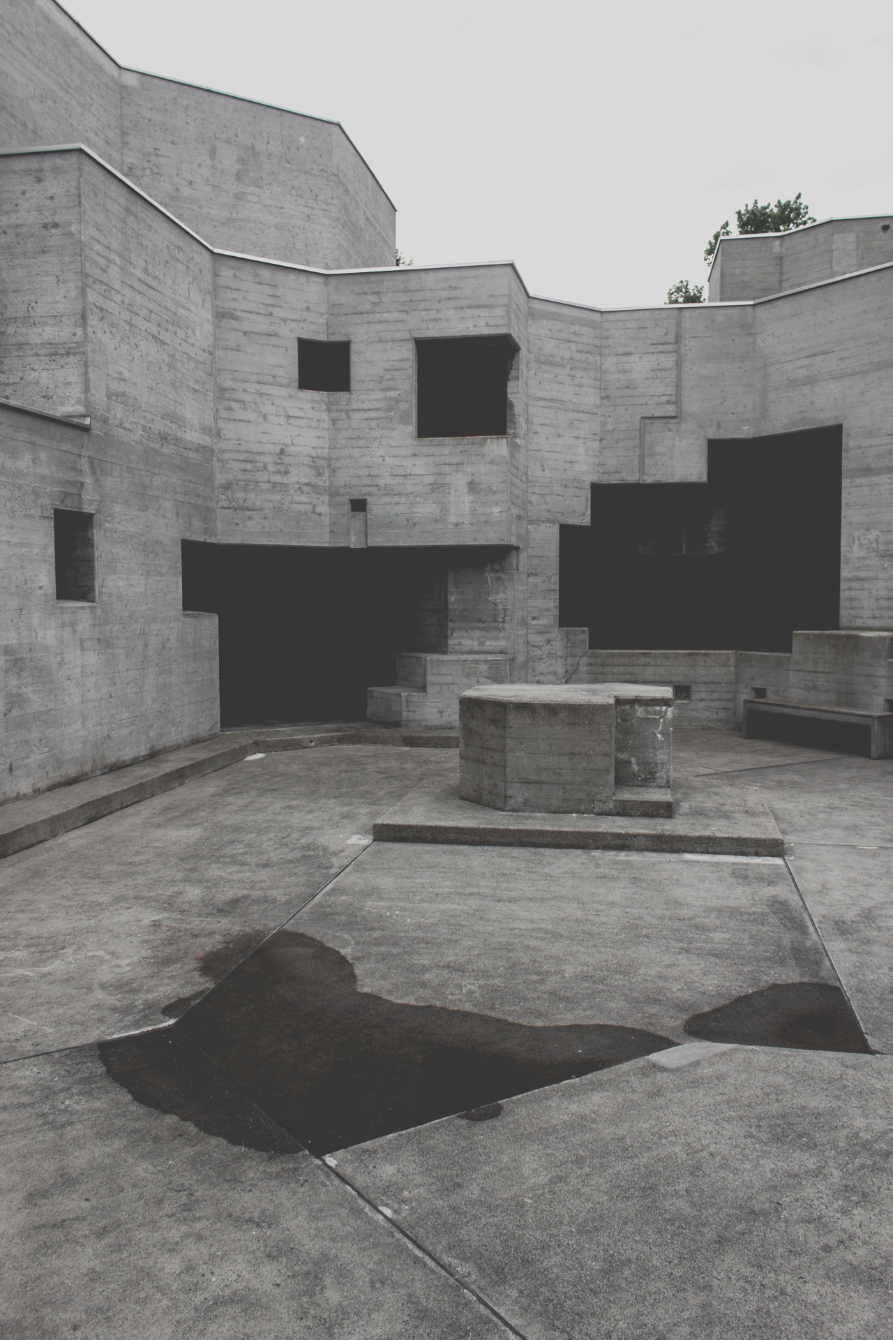 Archillect ID 177630