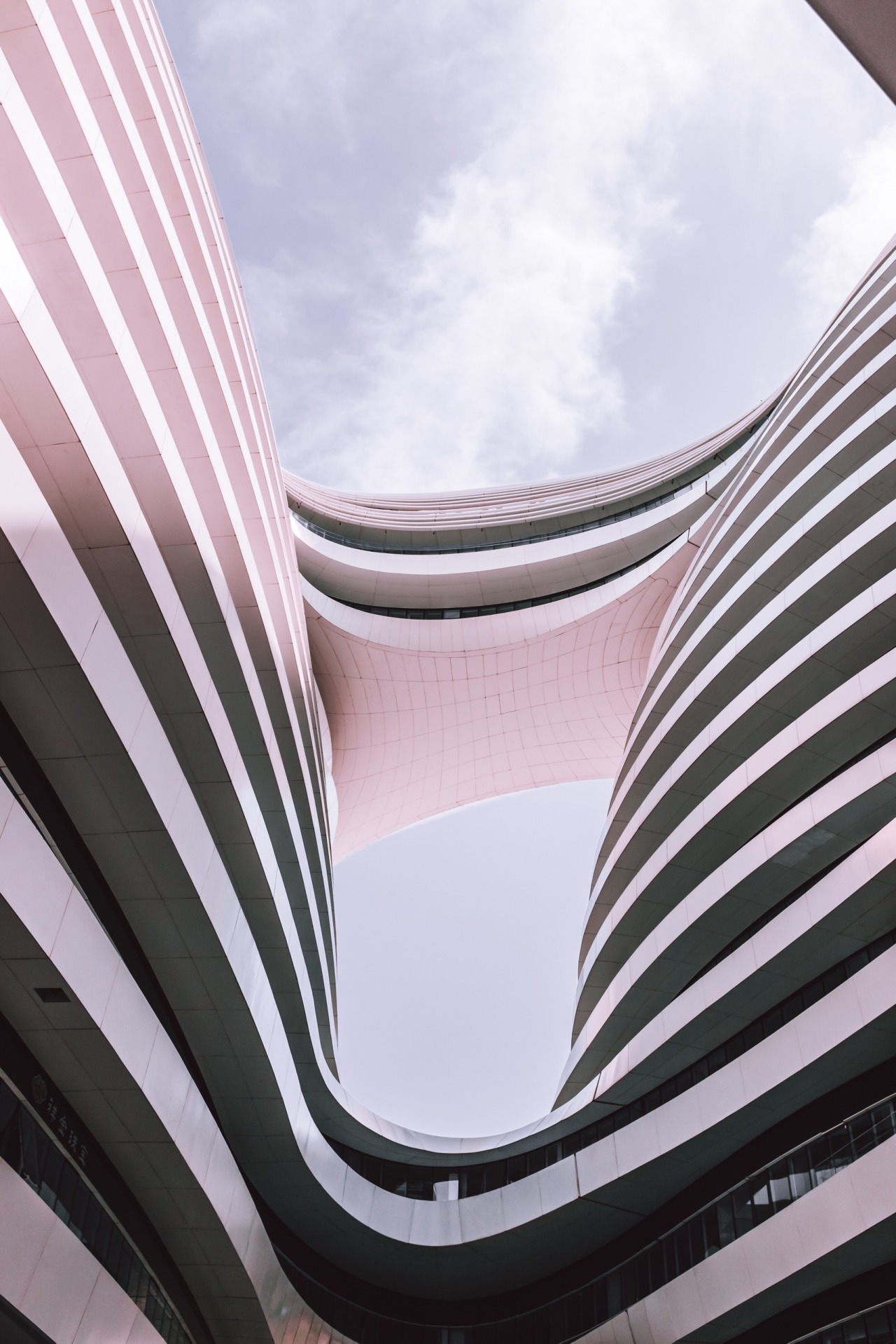 Archillect ID 178230