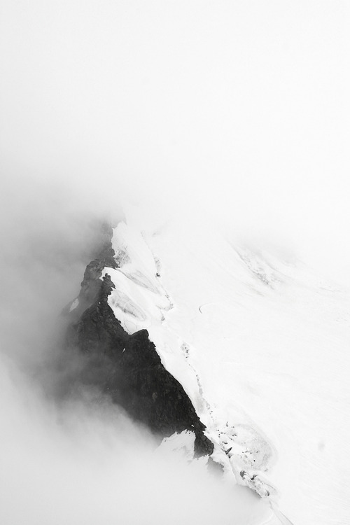 Archillect ID 178938