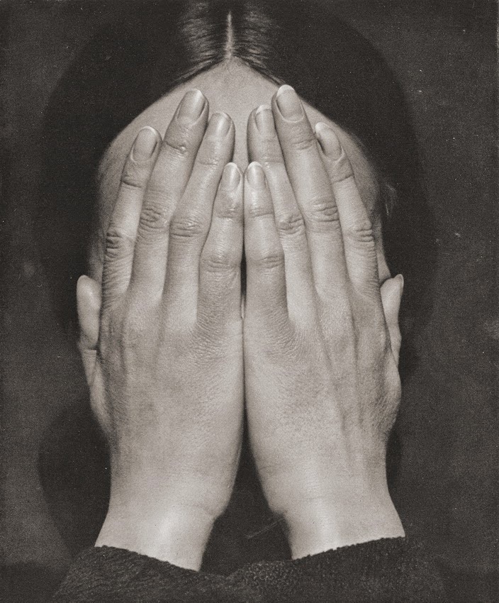 Archillect ID 180336