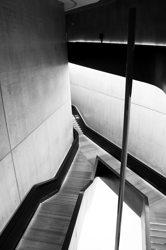 Archillect ID 180670