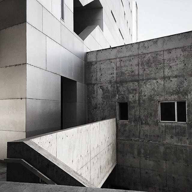 Archillect ID 180684