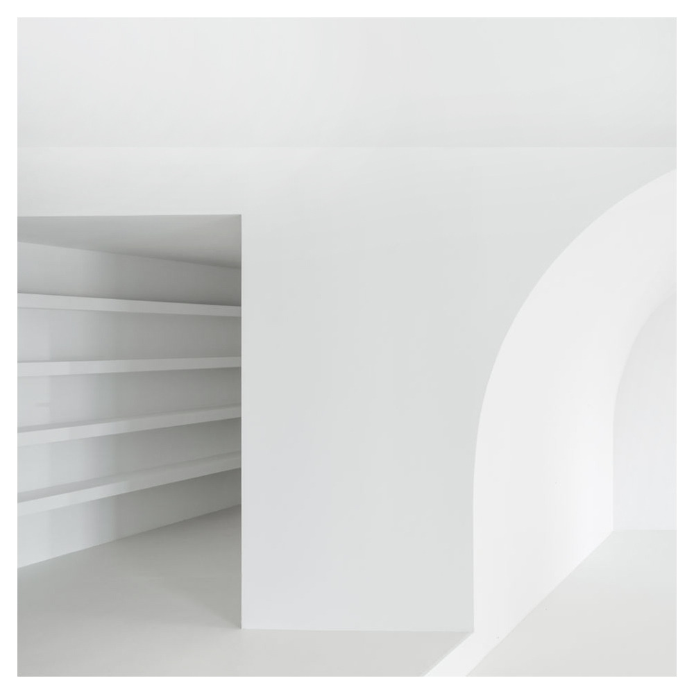 Archillect ID 180706