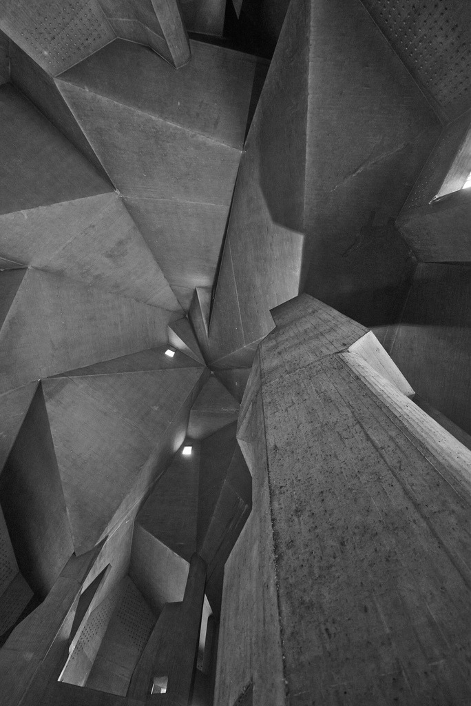 Archillect ID 180798