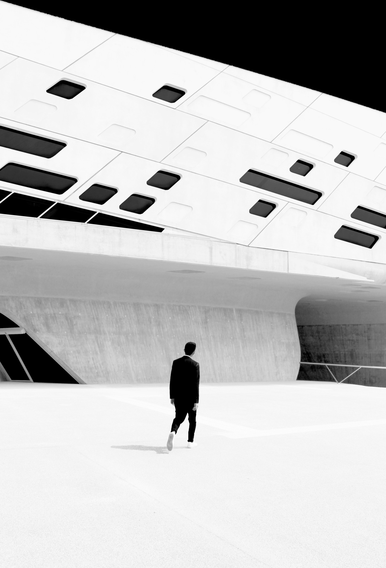 Archillect ID 181641