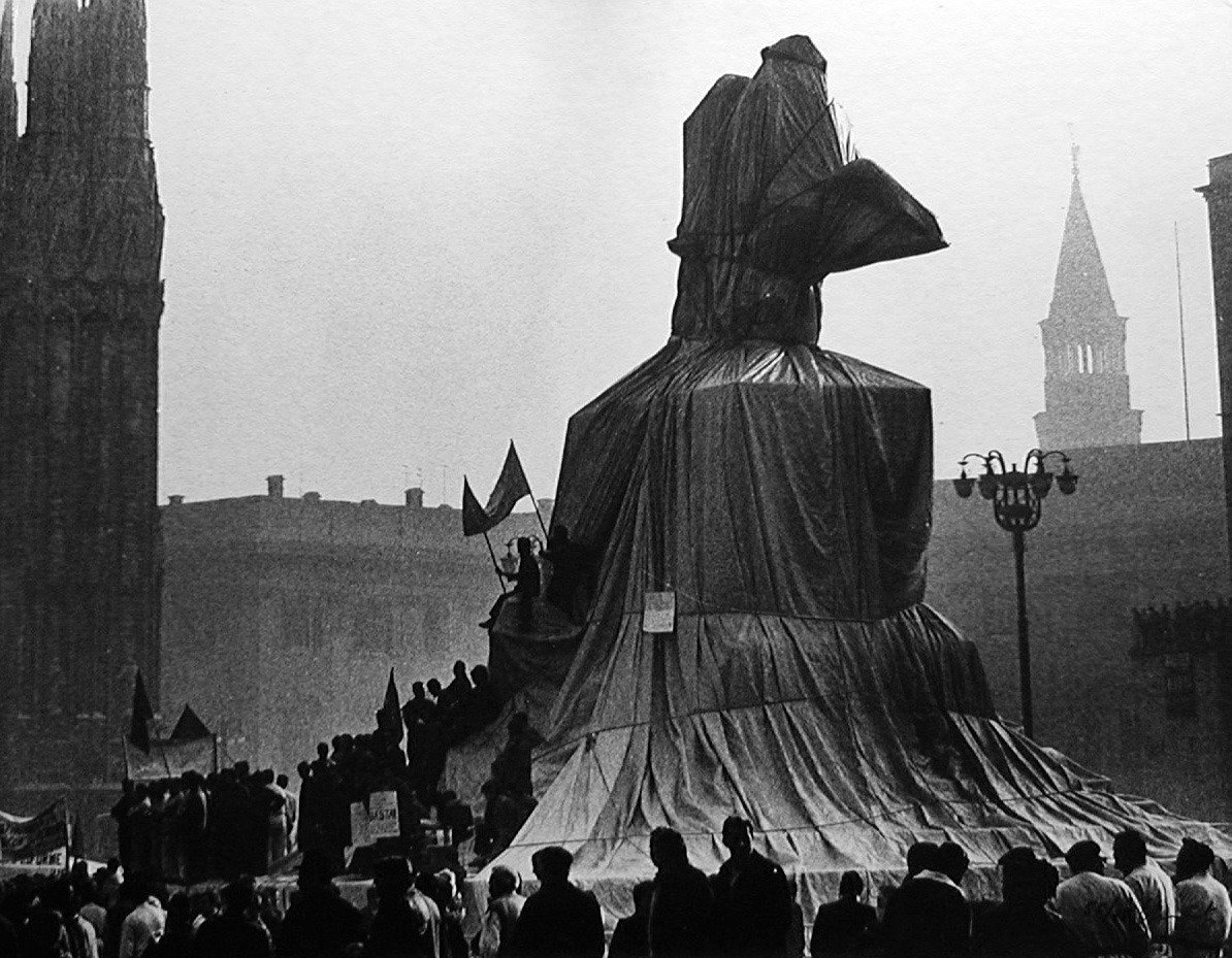 Archillect ID 182025