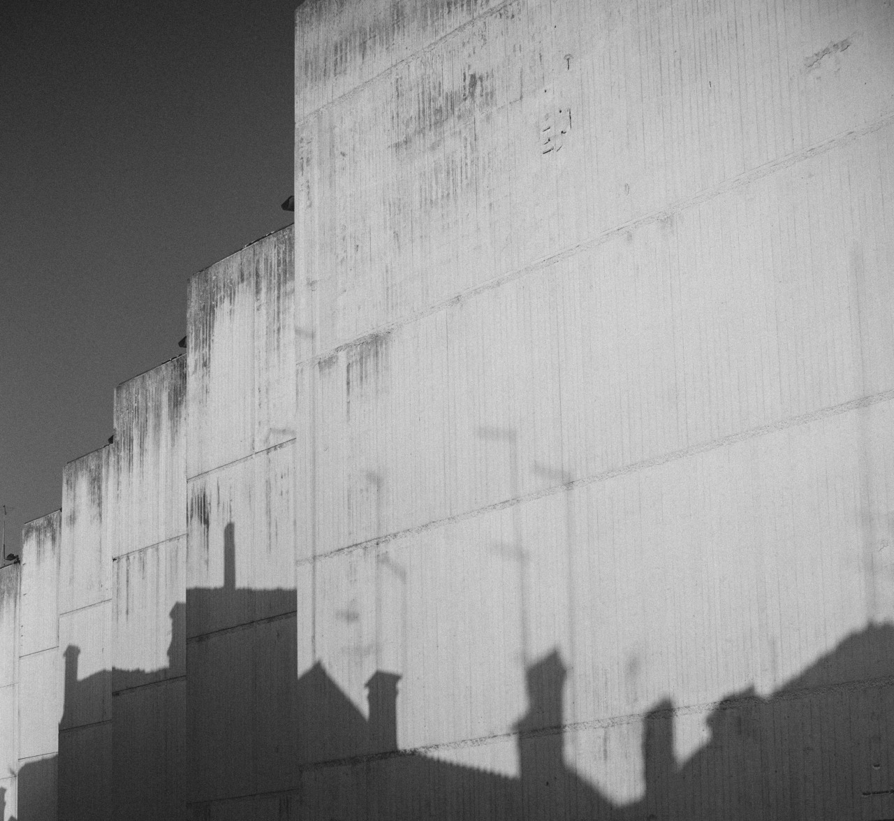 Archillect ID 182300