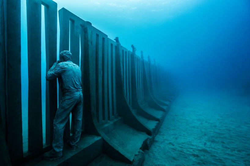 Archillect ID 183373