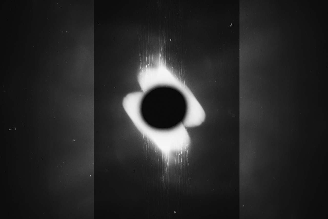 Archillect ID 185637