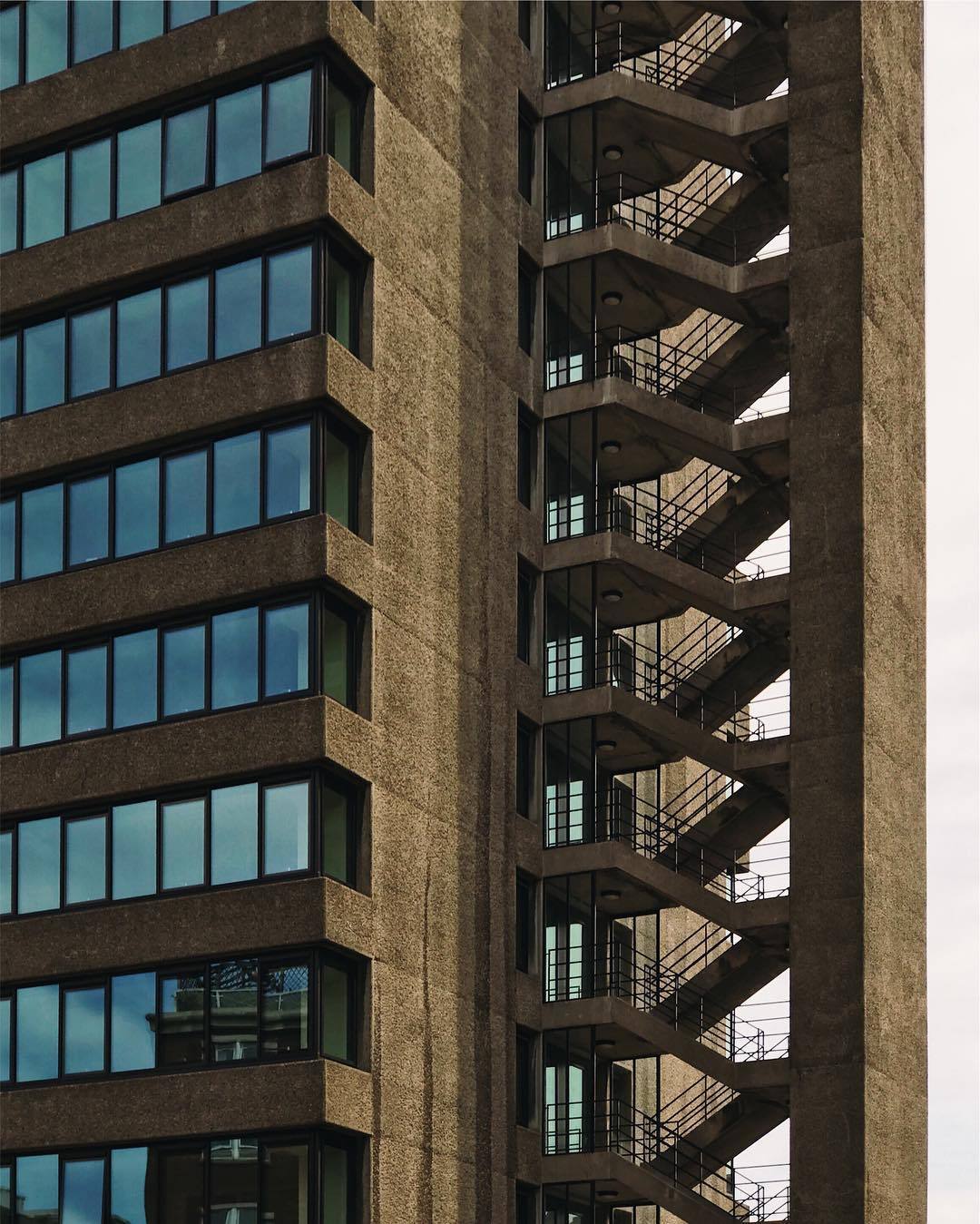 Archillect ID 185645
