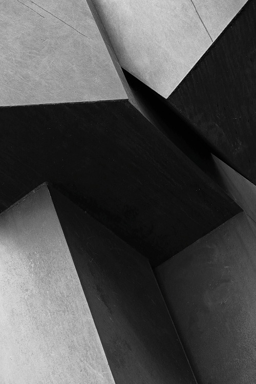 Archillect ID 185654