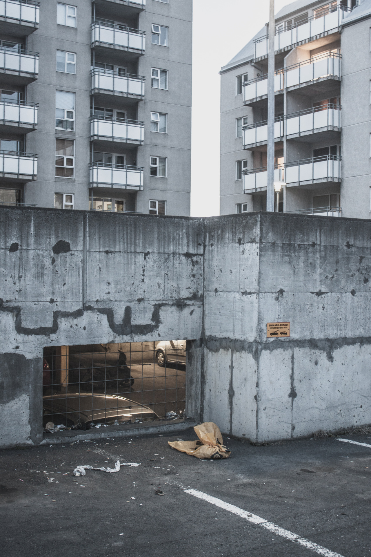 Archillect ID 186411