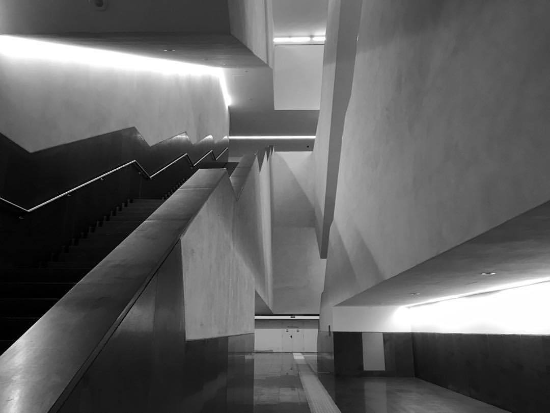 Archillect ID 186887