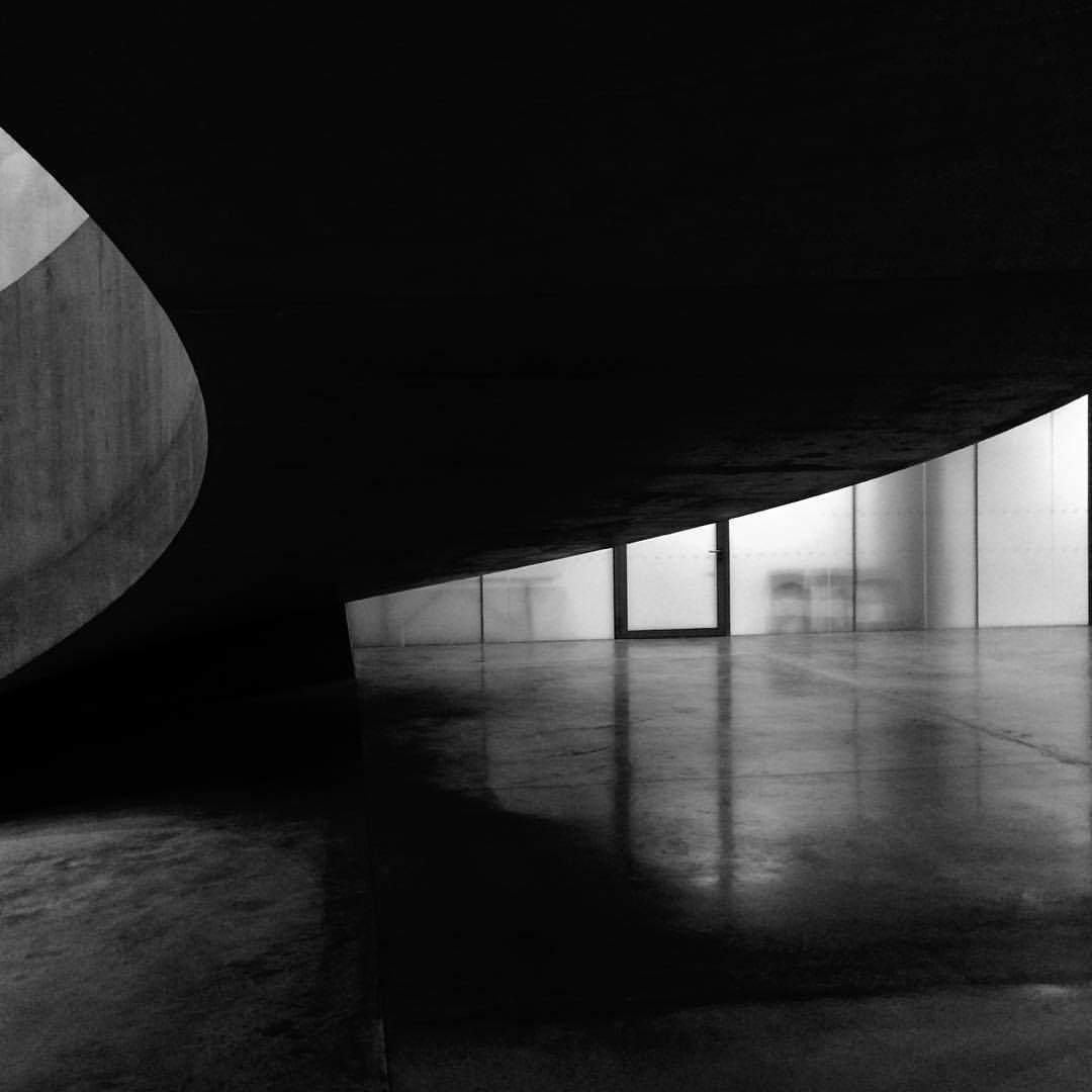 Archillect ID 187672