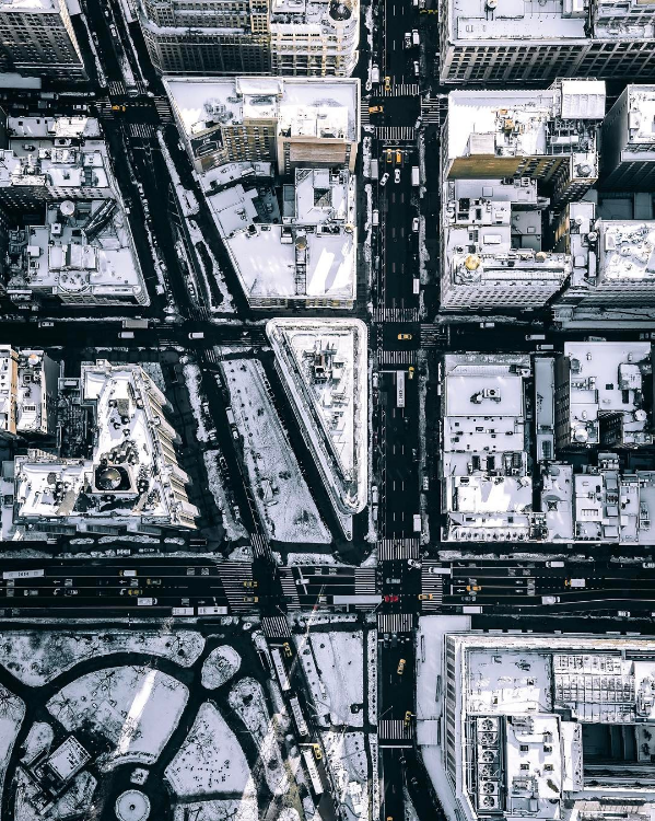 Archillect ID 189338