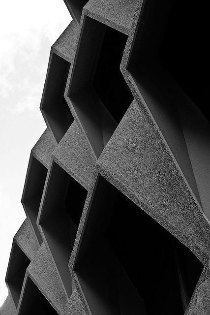 Archillect ID 189425