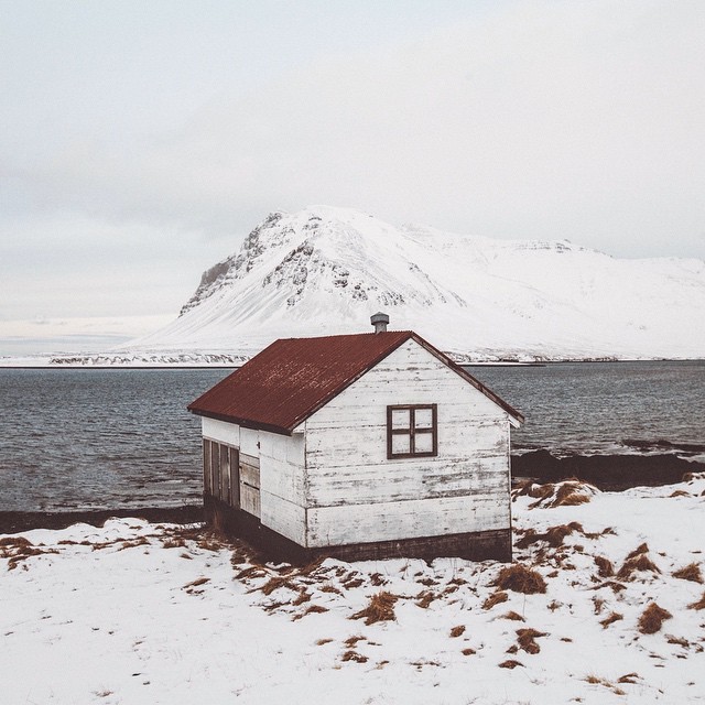 Archillect ID 189627